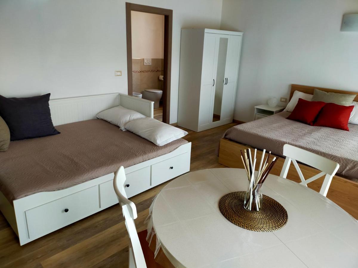 阿斯蒂 Cascina Ghitin Relais旅馆 外观 照片